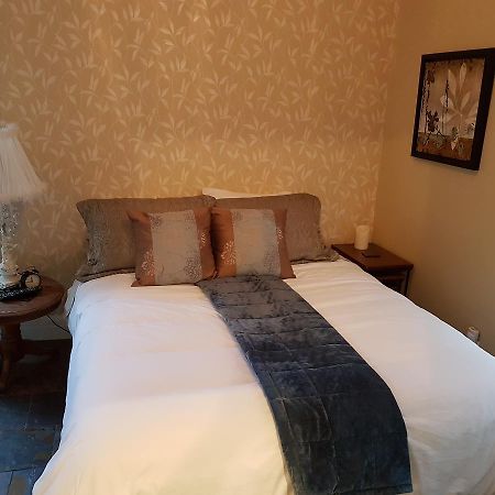 Hellemsfield Inn & Bed And Breakfast Kingsville ภายนอก รูปภาพ